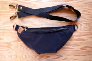 nerka mała: czarna (welurowa)