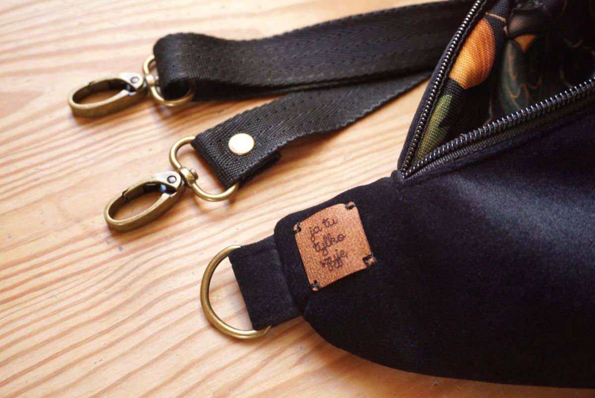 nerka mała: czarna (welurowa)