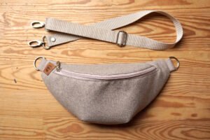 nerka średnia: beżowa