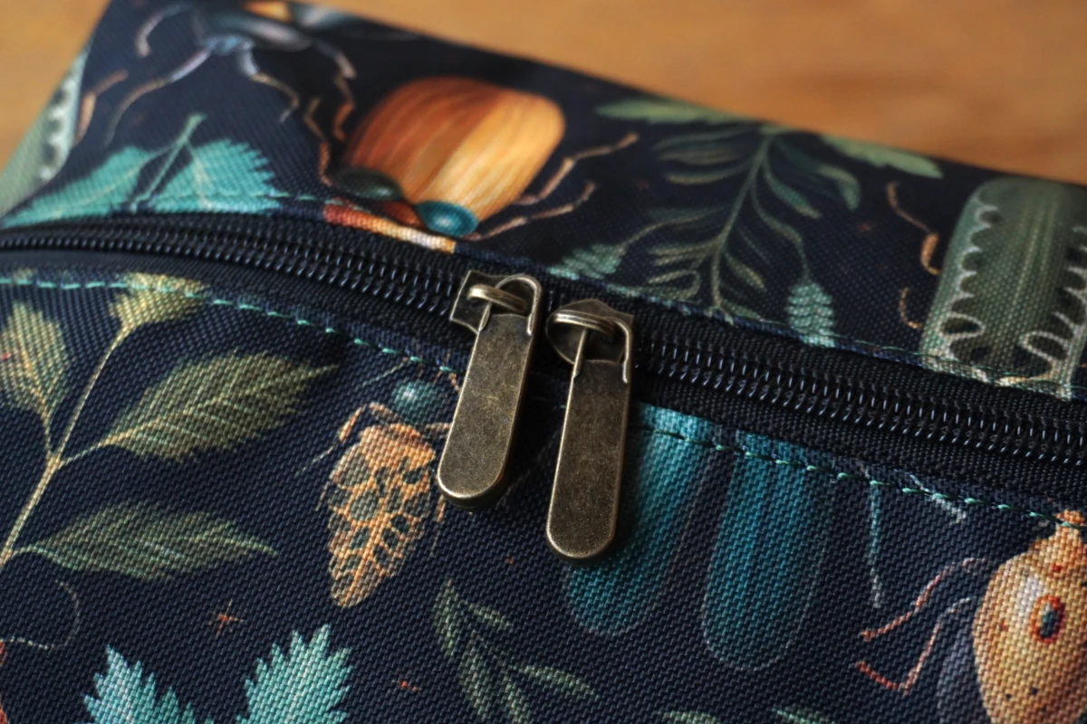 Kosmetyczka box: robaczywa - obrazek 2