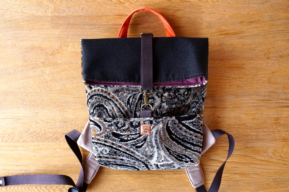 Plecak miejski 1.0: wersalka dziadka