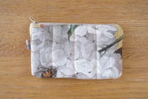 Kosmetyczka mała: z robaczkiem