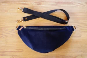 Nerka średnia: czarna (welurowa)